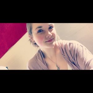 Meet your Posher, Grace